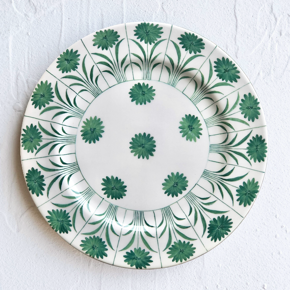 Daisy Plate - 3 Colors - Image 9