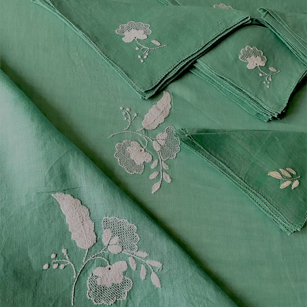 Vintage Italian Table Linens Set