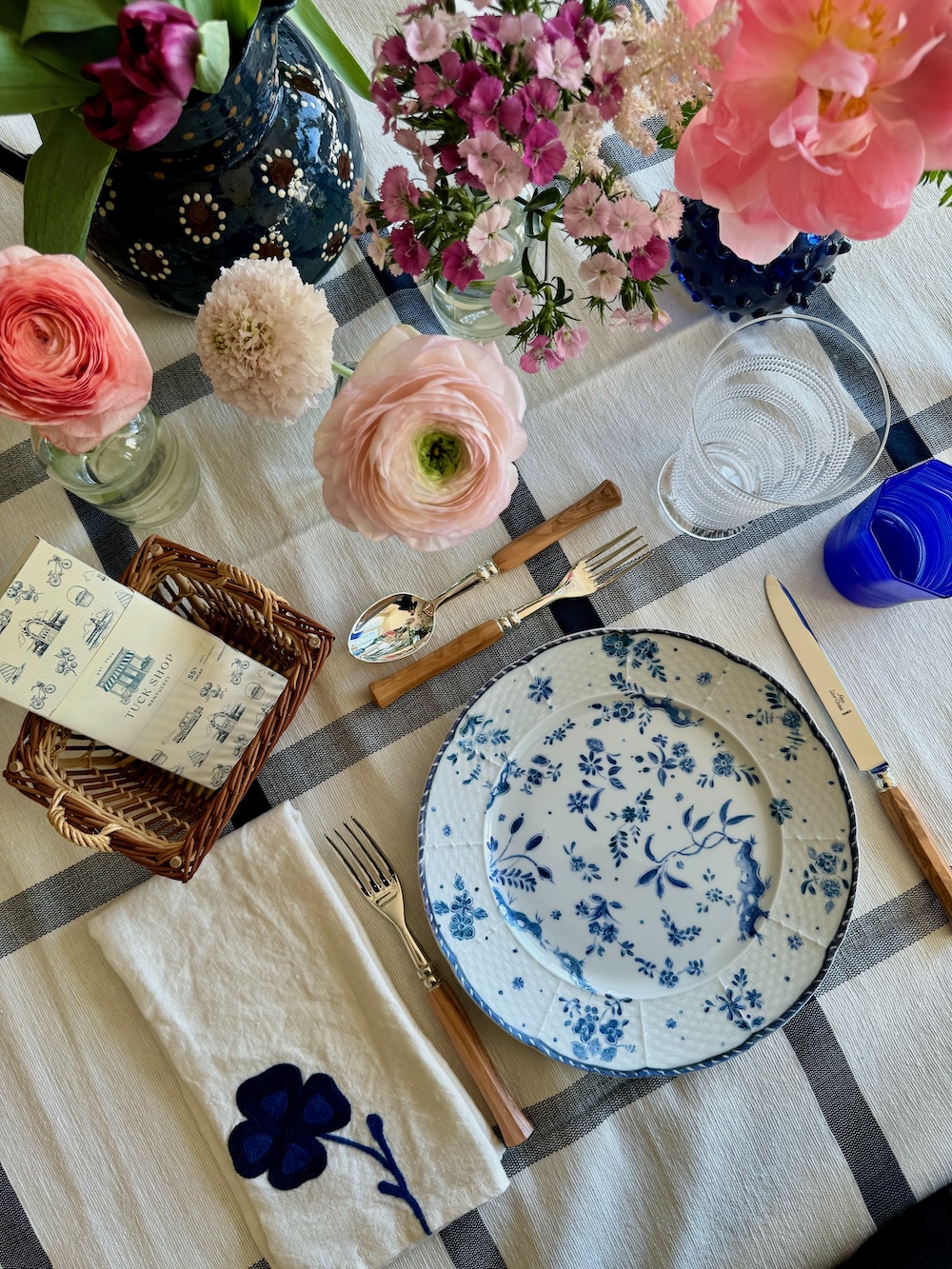 Windowpane Tablecloth - Image 3