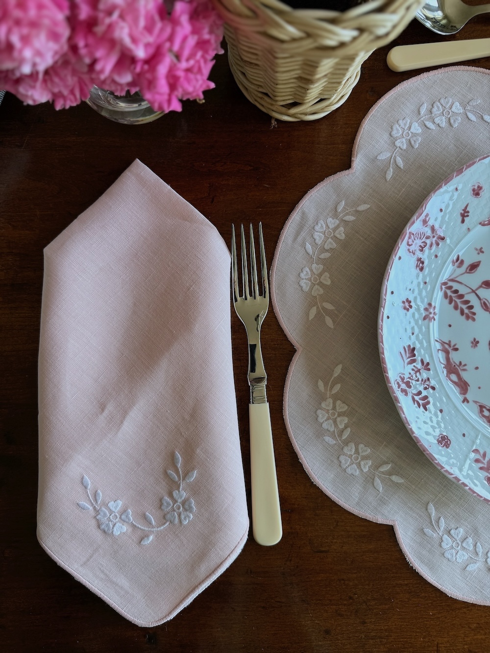 Petal Napkins - Image 5