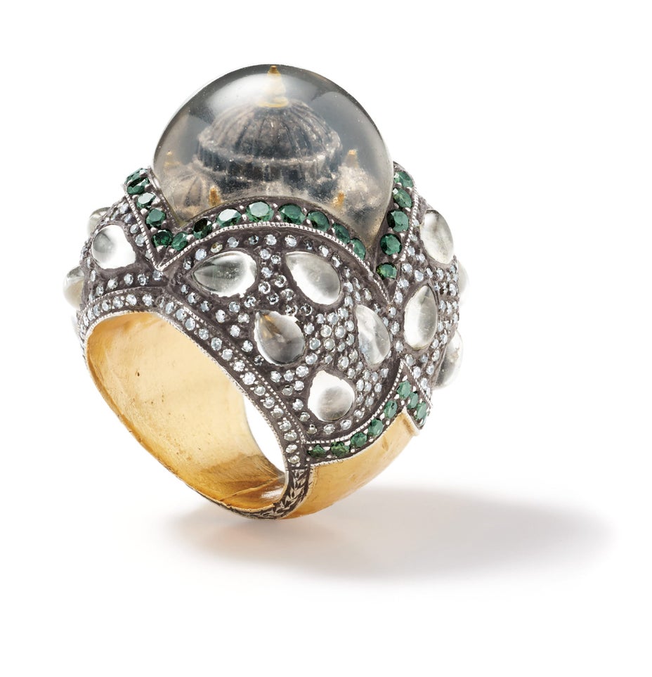 Sevan Bıçakçı ring via Quintessence