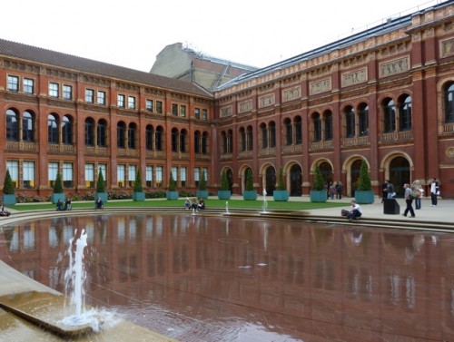 BlogTour: Old & New at the V&A: Murray Moss