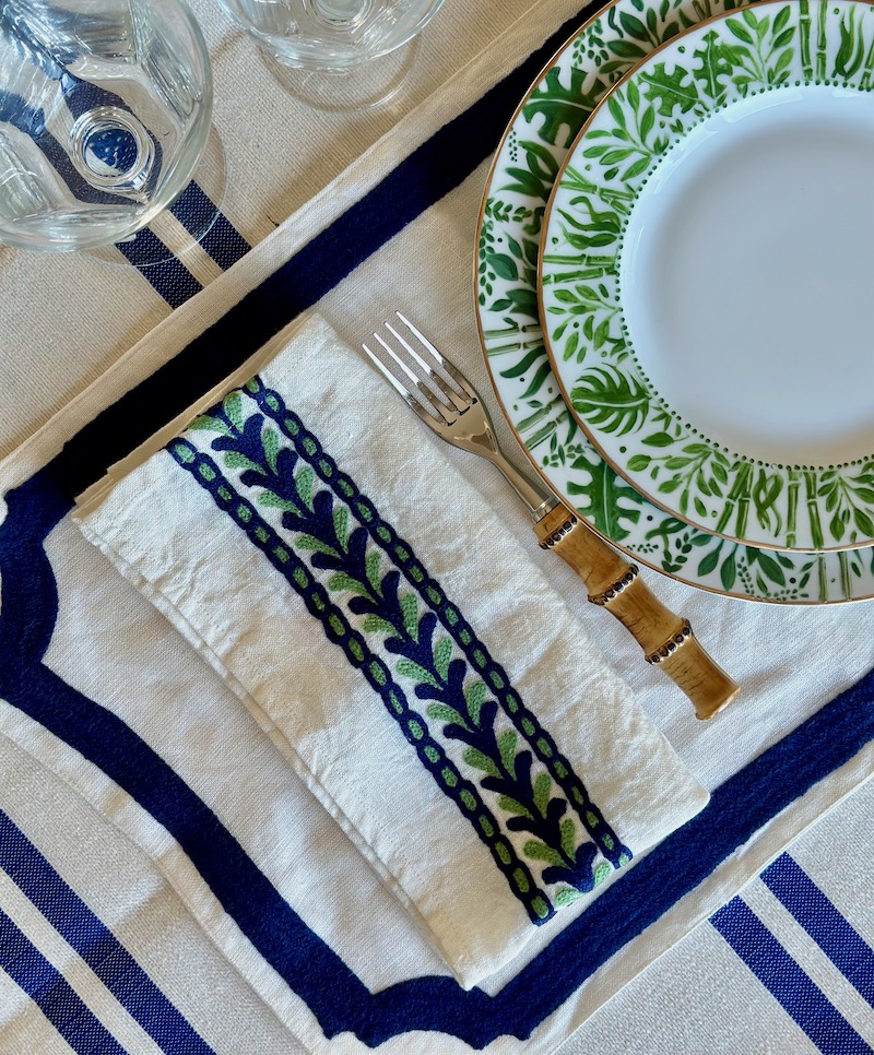 Arcos Embroidered Napkin - Image 2
